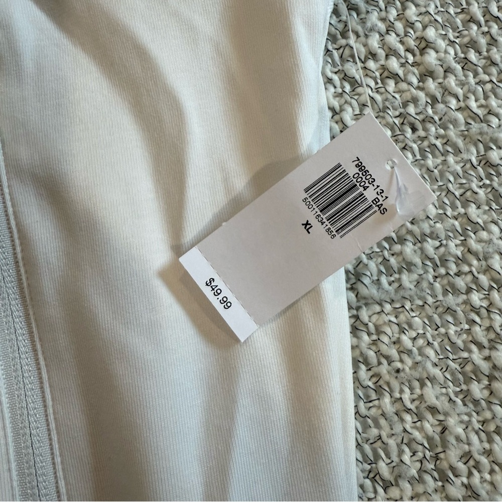 Old Navy Active White Fleece Pullover - Picture 5 of 5